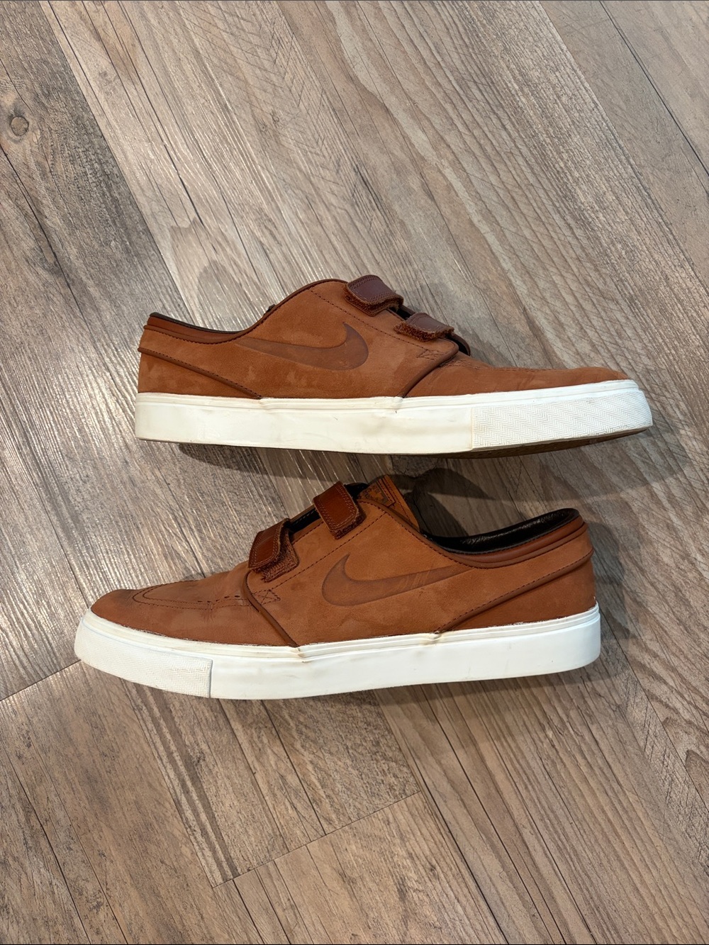 Nike Stefan Janoski Leather Strap -Slip On